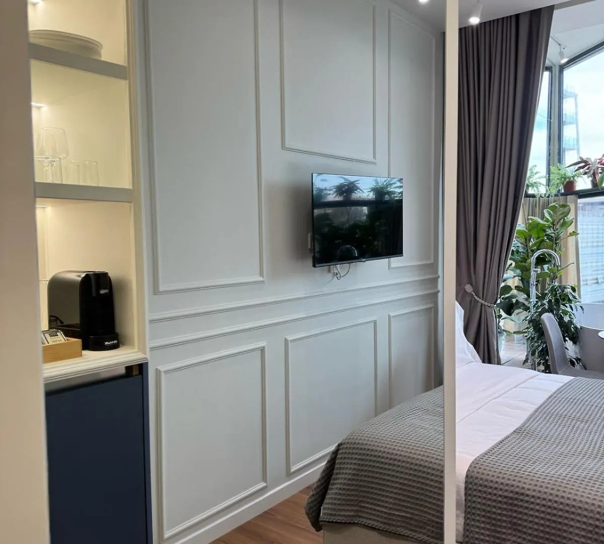 Moonlight Apartments تيرانا شقة فندقية