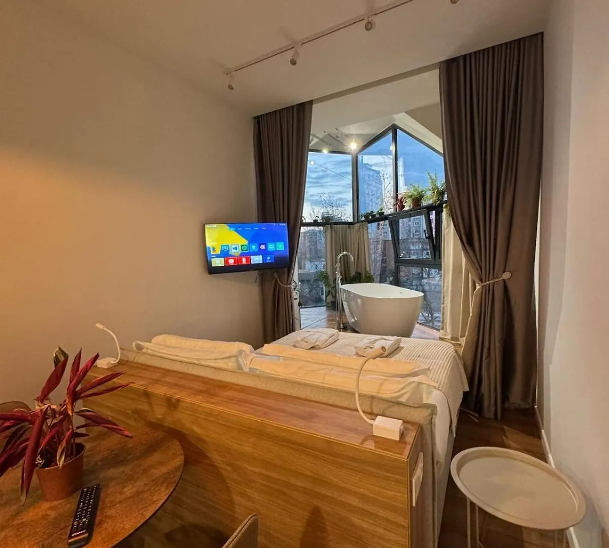 Moonlight Apartments تيرانا